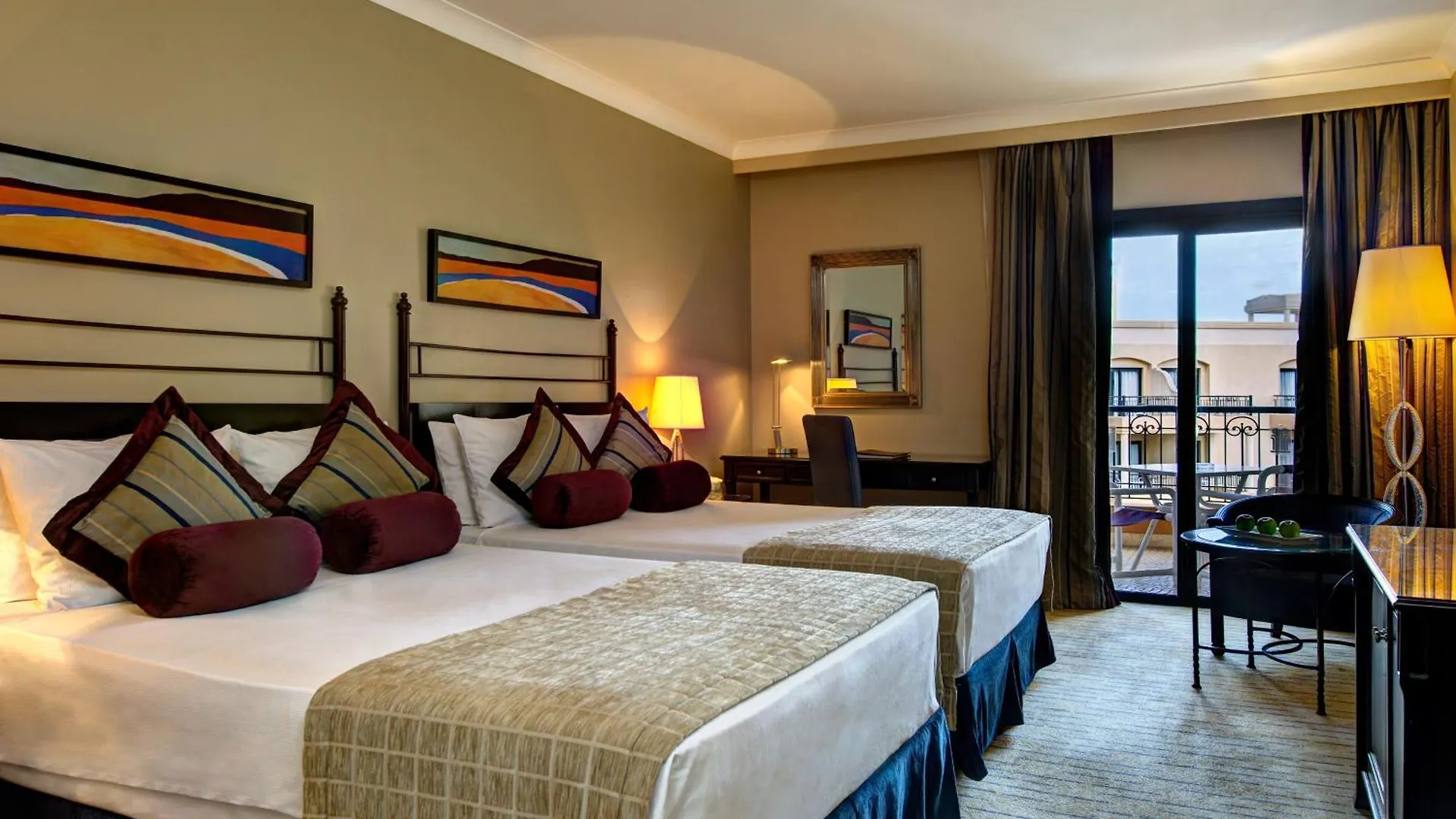Corinthia St George'S Bay Hotel Saint Julian's