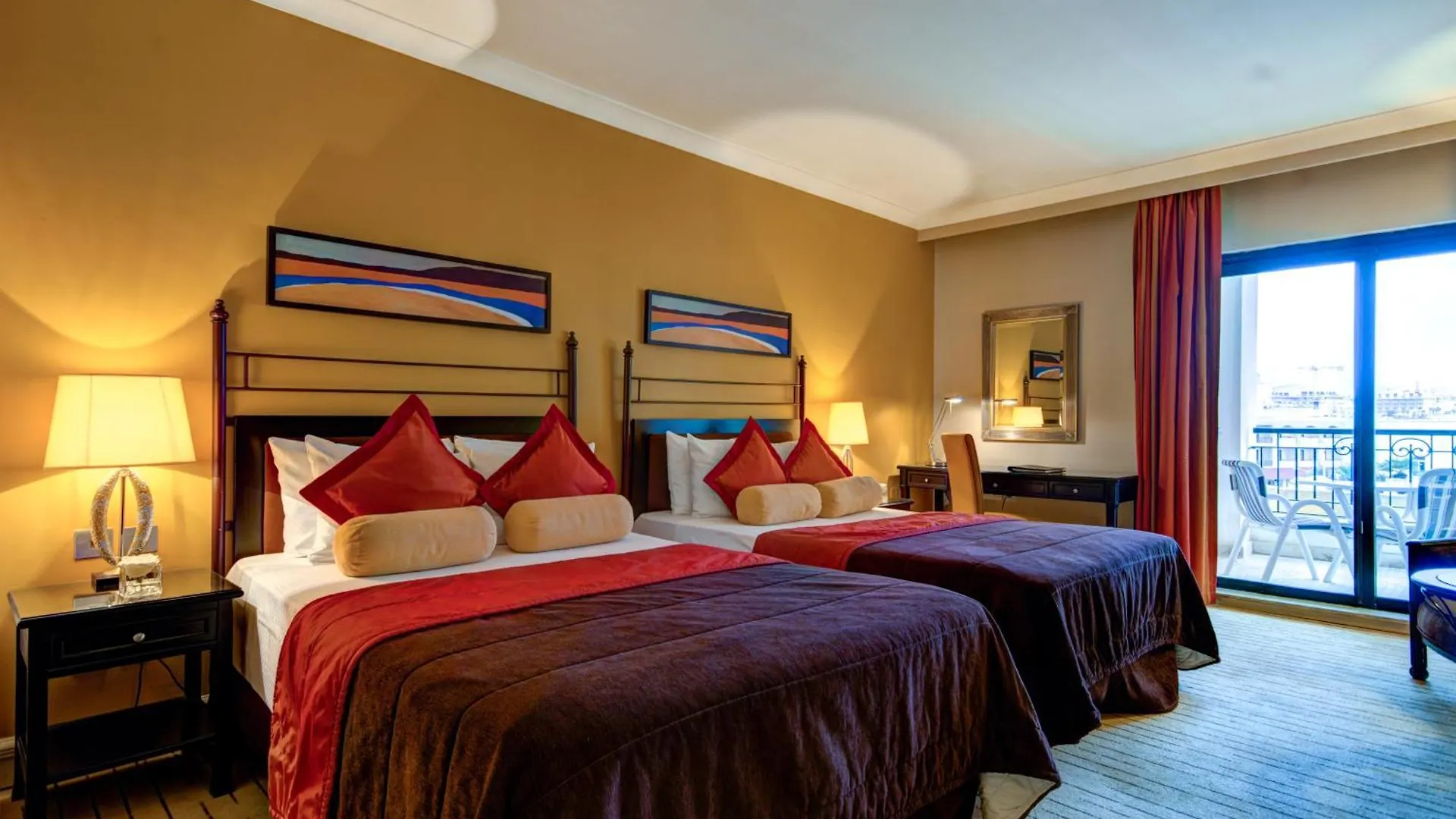Corinthia St George'S Bay Hotel Saint Julian's 5*,